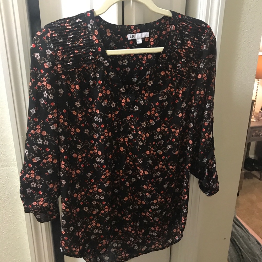 Floral black 3/4 button sleeve Dress Top